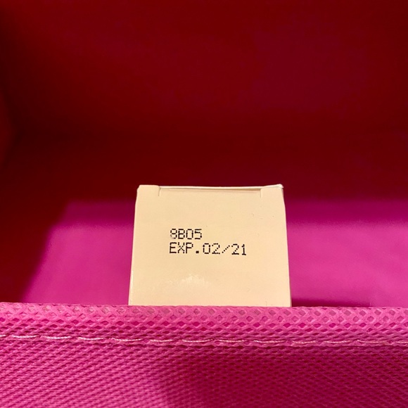 (1 LEFT) MK® Foundation Primer SPF 15* - Picture 3 of 3